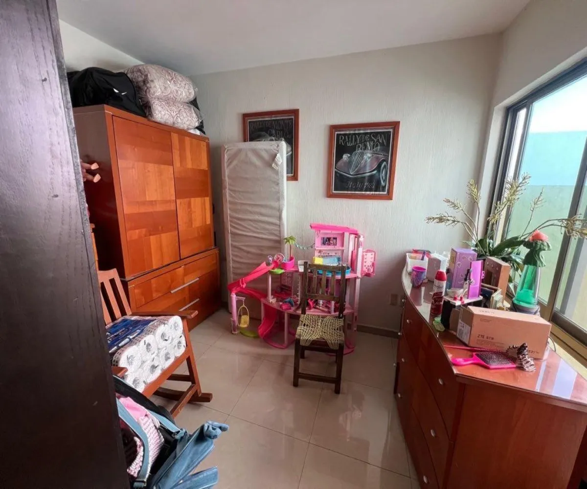 Casa En Venta,Girasoles Élite,Antiguo Camino a Tesistan 1045, Zapopan, Jalisco 45138, 4 Habitaciones,2 Baños,Antiguo Camino a Tesistan,3,plqAXcR