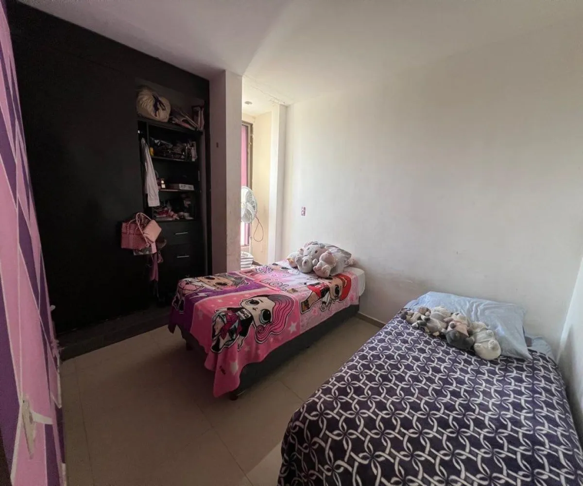 Casa En Venta,Girasoles Élite,Antiguo Camino a Tesistan 1045, Zapopan, Jalisco 45138, 4 Habitaciones,2 Baños,Antiguo Camino a Tesistan,3,plqAXcR