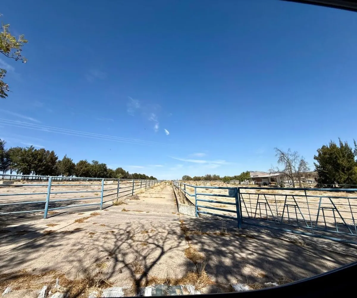 Terreno En Venta,Rancho el cueto S/N, Encarnación de Díaz, Jalisco 47270, 4 Habitaciones,4 Baños,Rancho el cueto,1,pPD1hNr