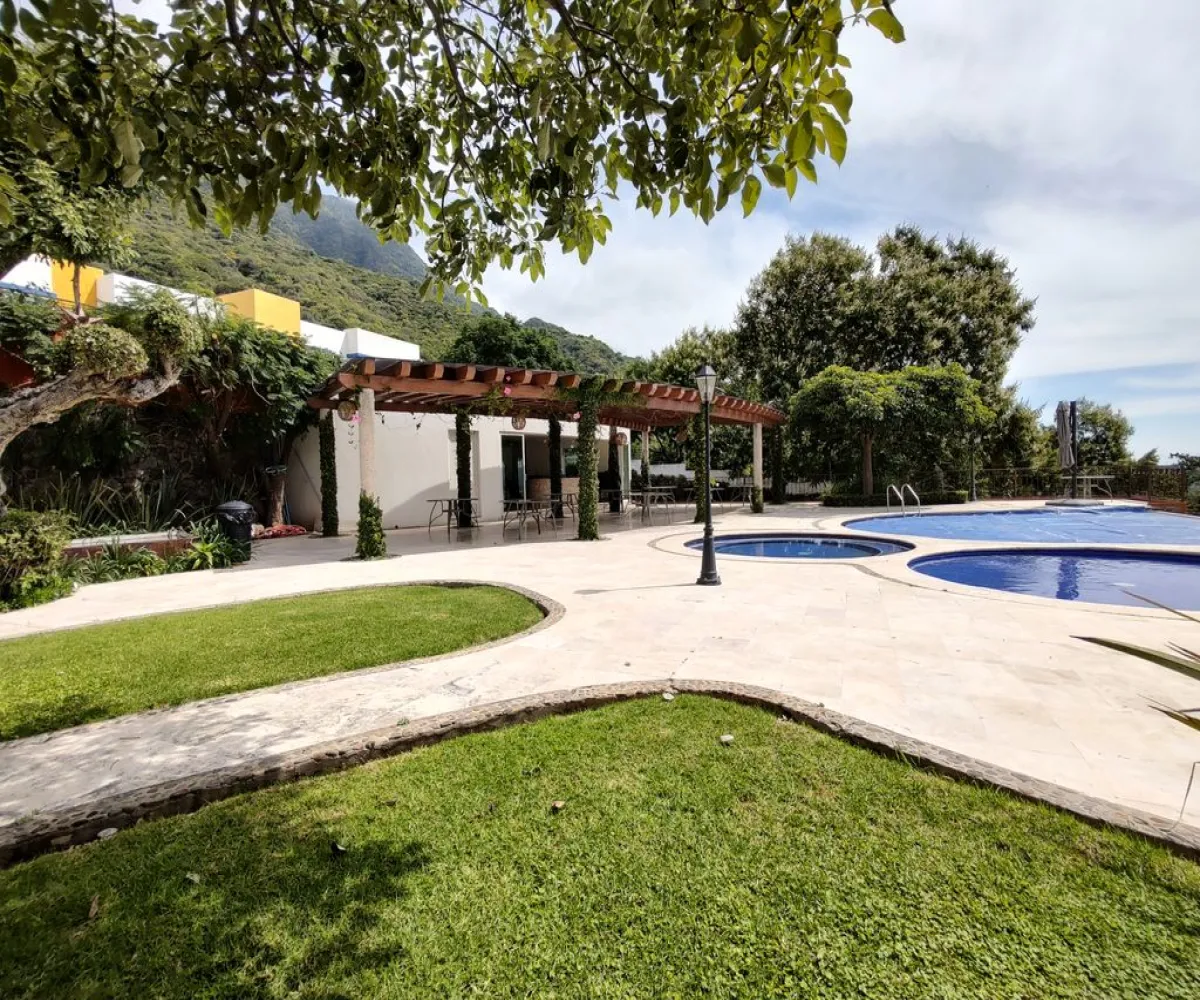 Casa En Venta,Raquet Club,La Puerta 5, Jocotepec, Jalisco 45820, 4 Habitaciones,3 Baños,La Puerta,1,pTrfRHu