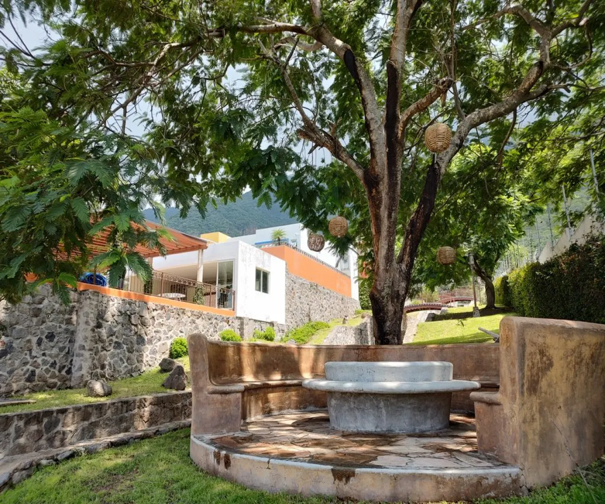 Casa En Venta,Raquet Club,La Puerta 5, Jocotepec, Jalisco 45820, 4 Habitaciones,3 Baños,La Puerta,1,pTrfRHu