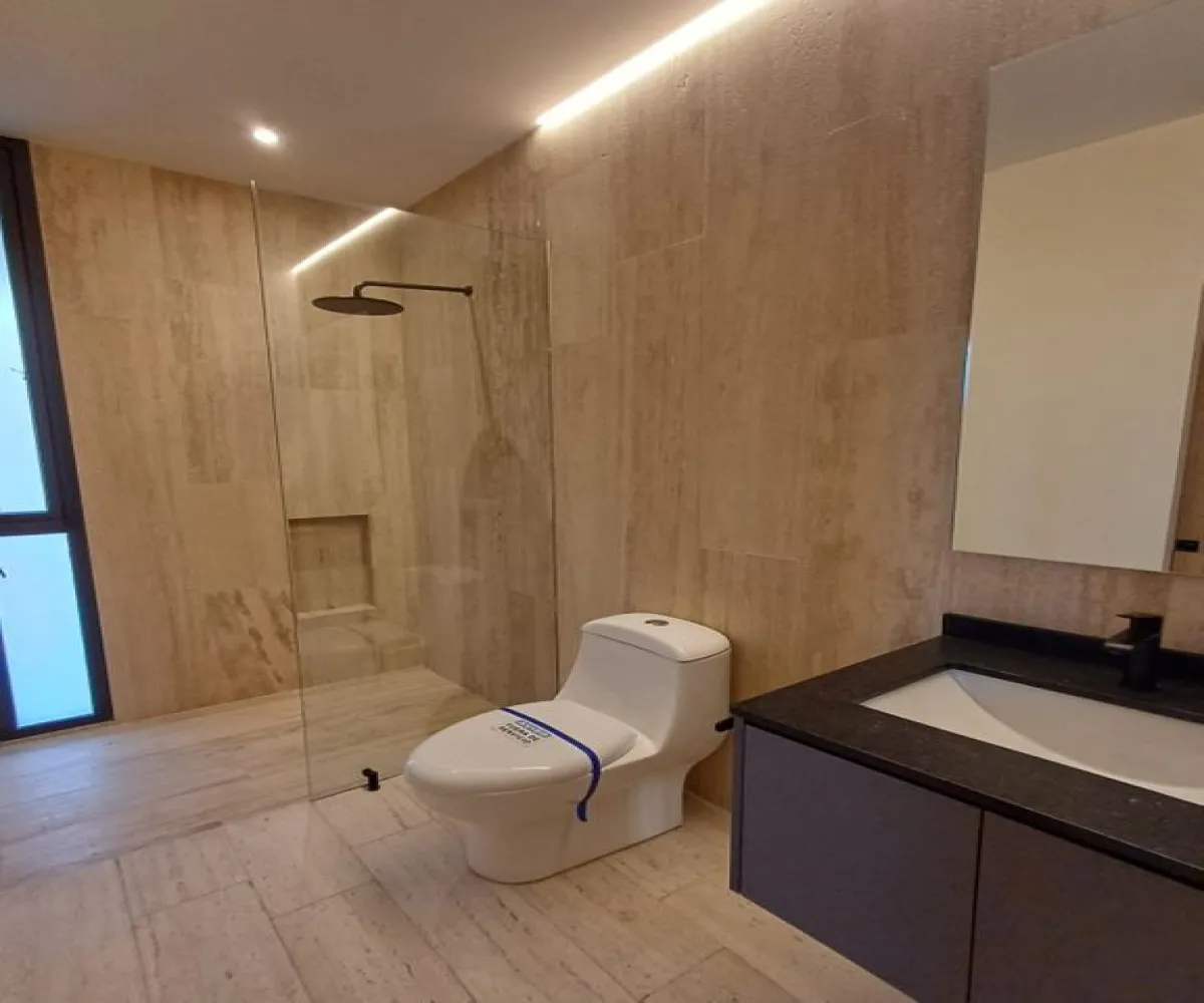 Casa En Venta,Cumbres del Lago,Avenida Lago de Juriquilla 411 1000, Querétaro, Querétaro 76230, 4 Habitaciones,4 Baños,Avenida Lago de Juriquilla,2,piK9KXq