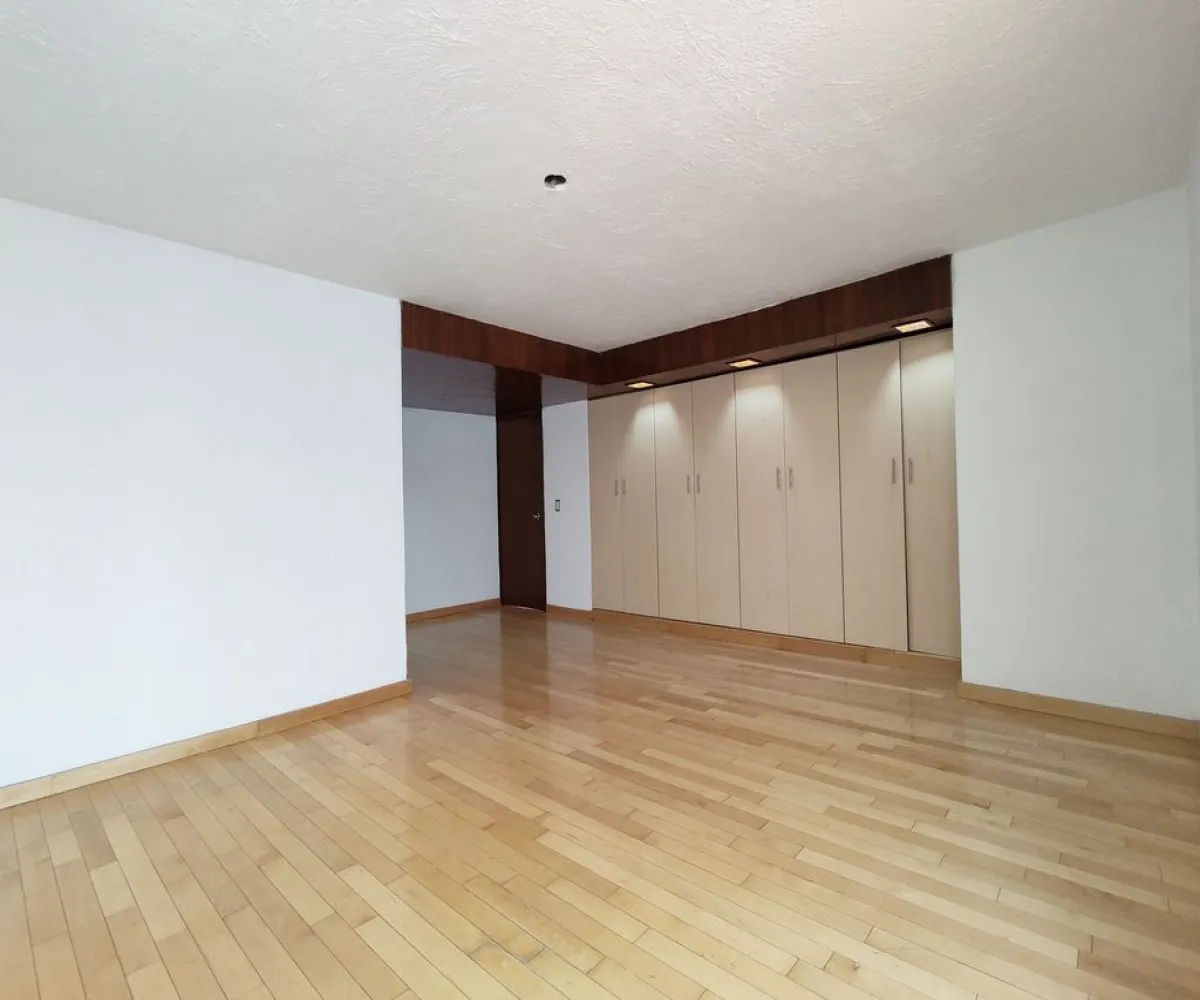 Casa En Venta,Ciudad de los Niños,J. J. Martínez Aguirre 3346, Zapopan, Jalisco 45040, 6 Habitaciones,6 Baños,J. J. Martínez Aguirre,3,pMq0aaU