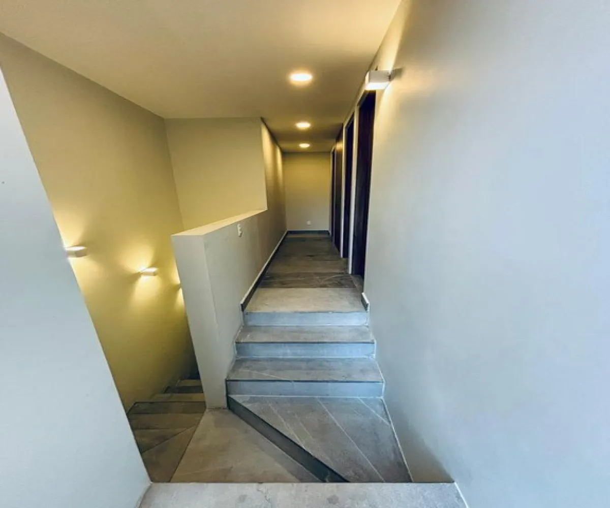 Departamento En Venta,Americana,Calle José Guadalupe Zuno Hernández 2195, Guadalajara, Jalisco 44140, 2 Habitaciones,2 Baños,Calle José Guadalupe Zuno Hernández,1,plWeRpY