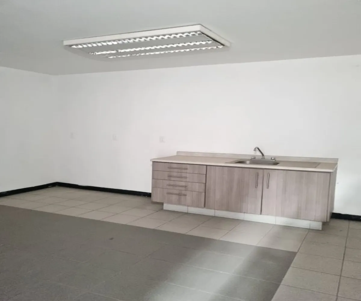 Bodega En Venta,Valle de Santa Cruz,avenida lopez mateos 18000, Tlajomulco de Zúñiga, Jalisco 45640,3 Baños,avenida lopez mateos,2,pvVpkSt