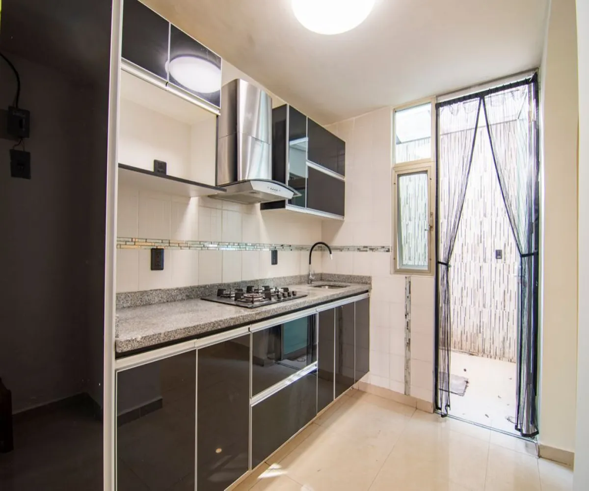 Casa En Venta,Fidel Velázquez,Calle Irene Robledo Garcia 1447, Guadalajara, Jalisco 44220, 2 Habitaciones,2 Baños,Calle Irene Robledo Garcia,1,ppZ84iy