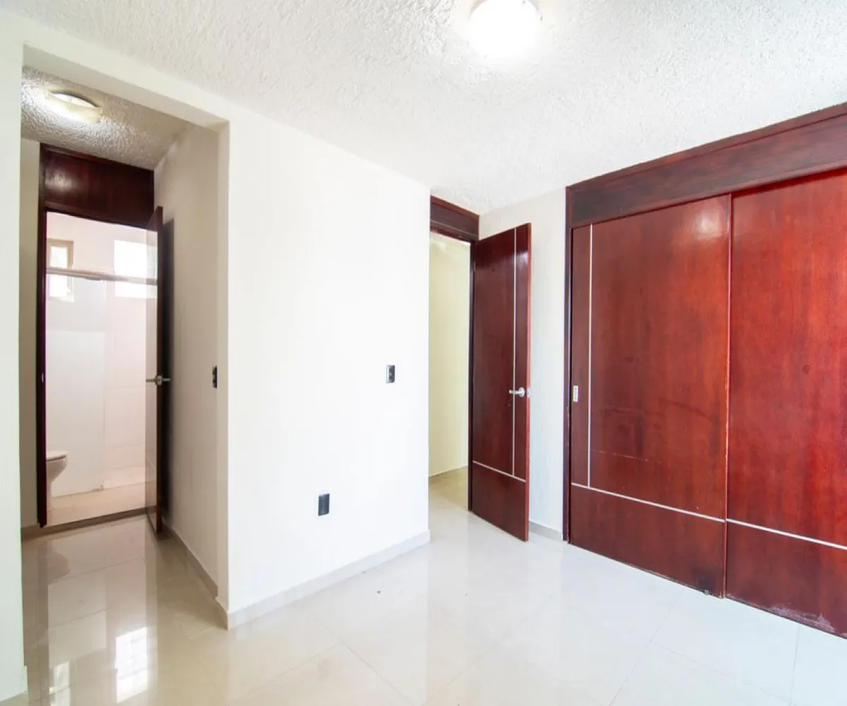 Casa En Venta,Fidel Velázquez,Calle Irene Robledo Garcia 1447, Guadalajara, Jalisco 44220, 2 Habitaciones,2 Baños,Calle Irene Robledo Garcia,1,ppZ84iy