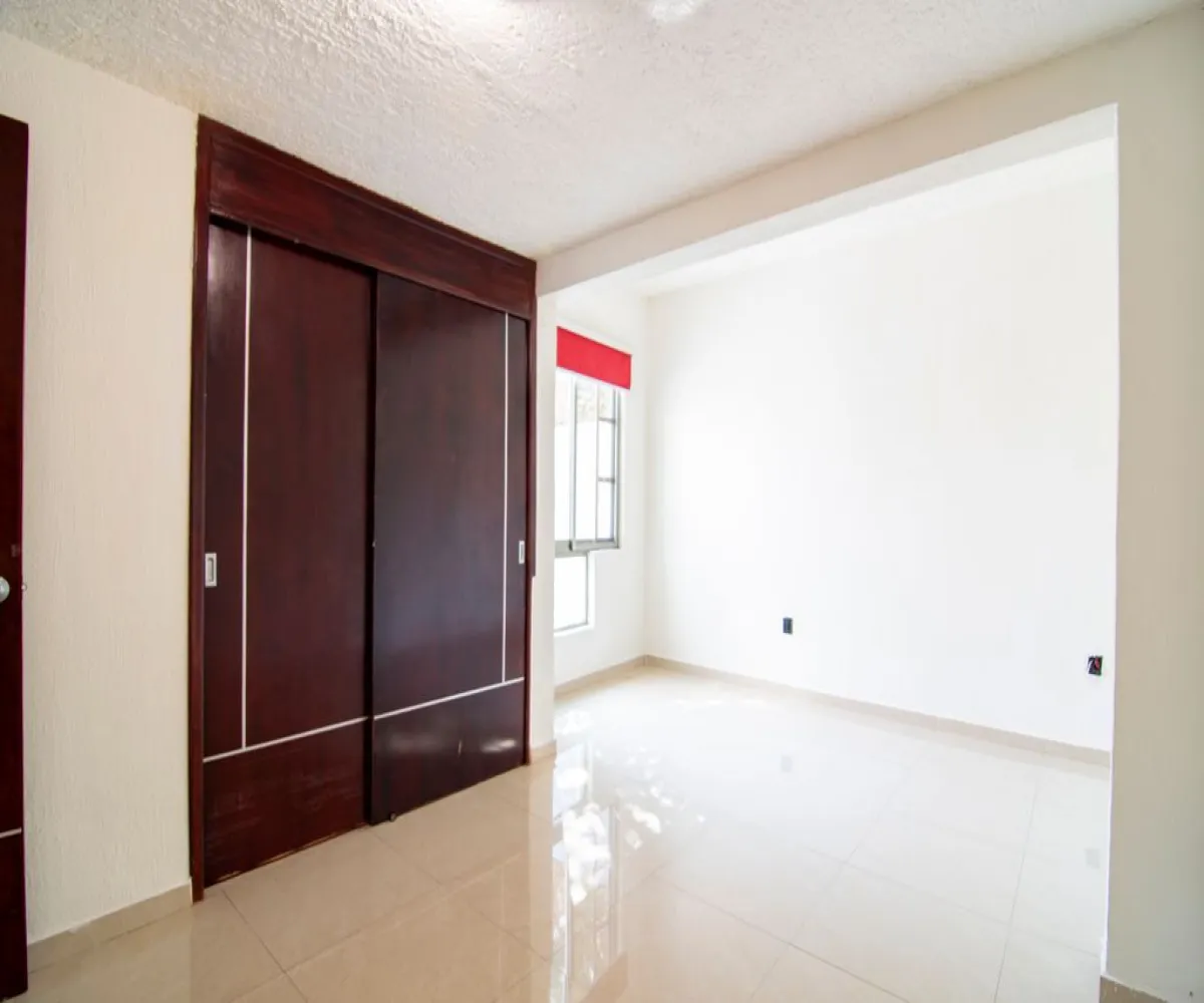 Casa En Venta,Fidel Velázquez,Calle Irene Robledo Garcia 1447, Guadalajara, Jalisco 44220, 2 Habitaciones,2 Baños,Calle Irene Robledo Garcia,1,ppZ84iy