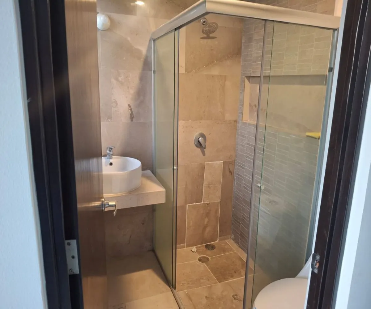 Casa En Venta,Jardines de Santa Anita,Camino a San Isidro 1540 211, Tlajomulco de Zúñiga, Jalisco 45645, 2 Habitaciones,2 Baños,Camino a San Isidro,2,p3R9iPT