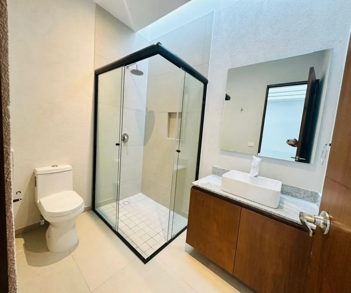 Casa En Venta,Alva Residencial Capital Norte,Paseo de la alborada 5522, Zapopan, Jalisco 45134, 3 Habitaciones,2 Baños,Paseo de la alborada ,2,p8lSozw