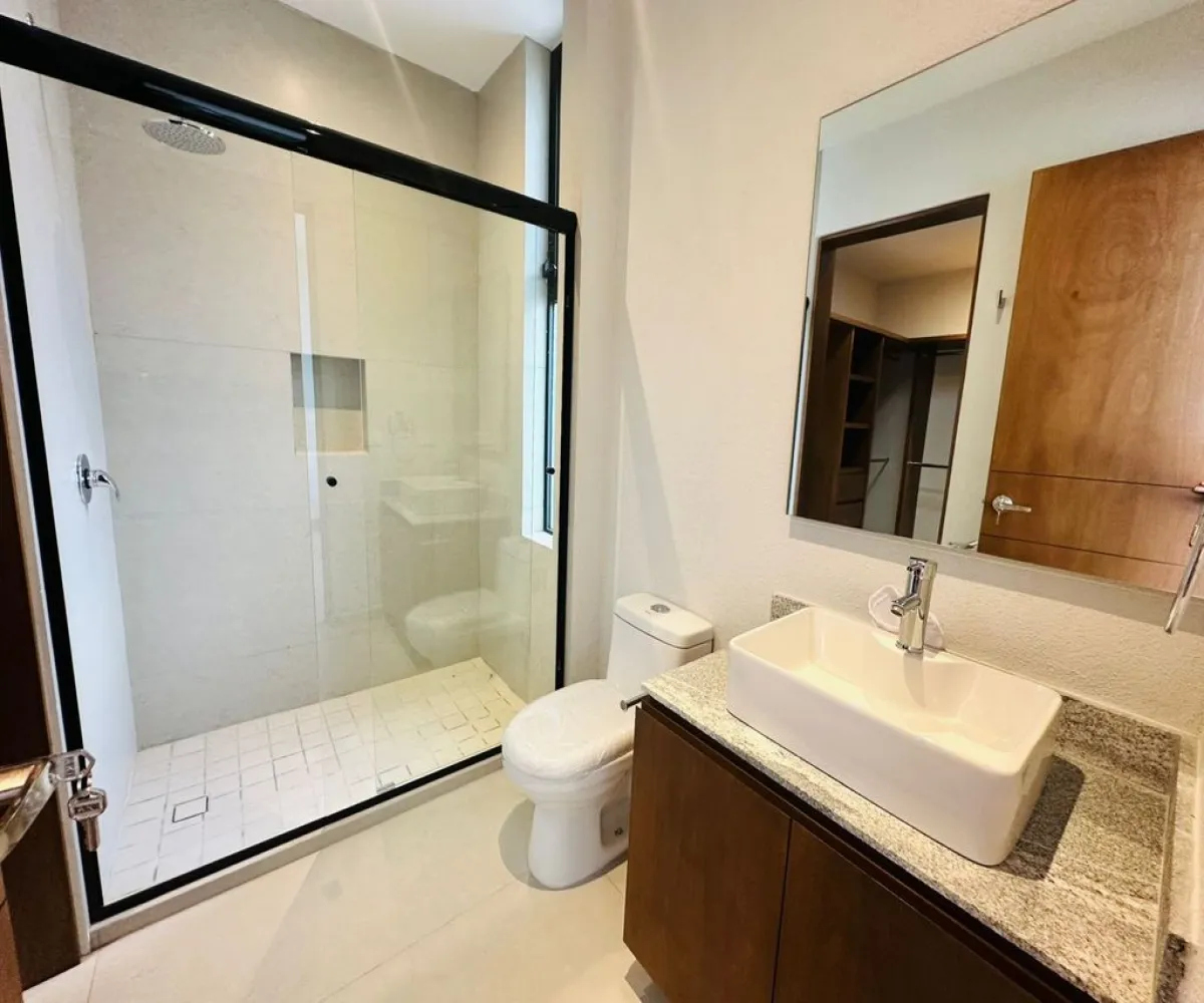 Casa En Venta,Alva Residencial Capital Norte,Paseo de la alborada 5522, Zapopan, Jalisco 45134, 3 Habitaciones,2 Baños,Paseo de la alborada ,2,p8lSozw