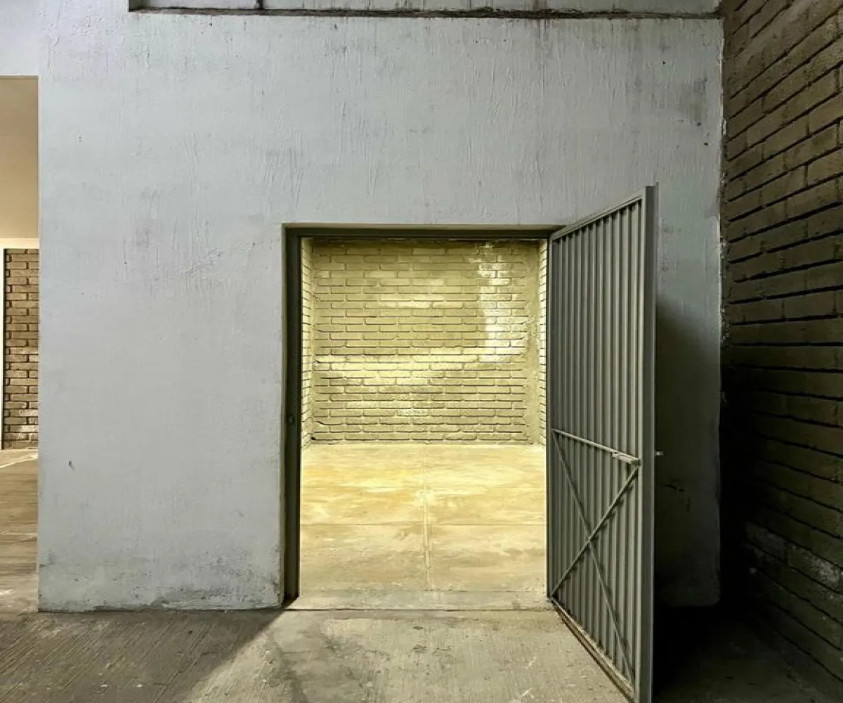 Bodega En Venta,Colonia Oblatos,Esteban Loera 284, Guadalajara, Jalisco 44700,2 Baños,Esteban Loera,3,pSEbVIA