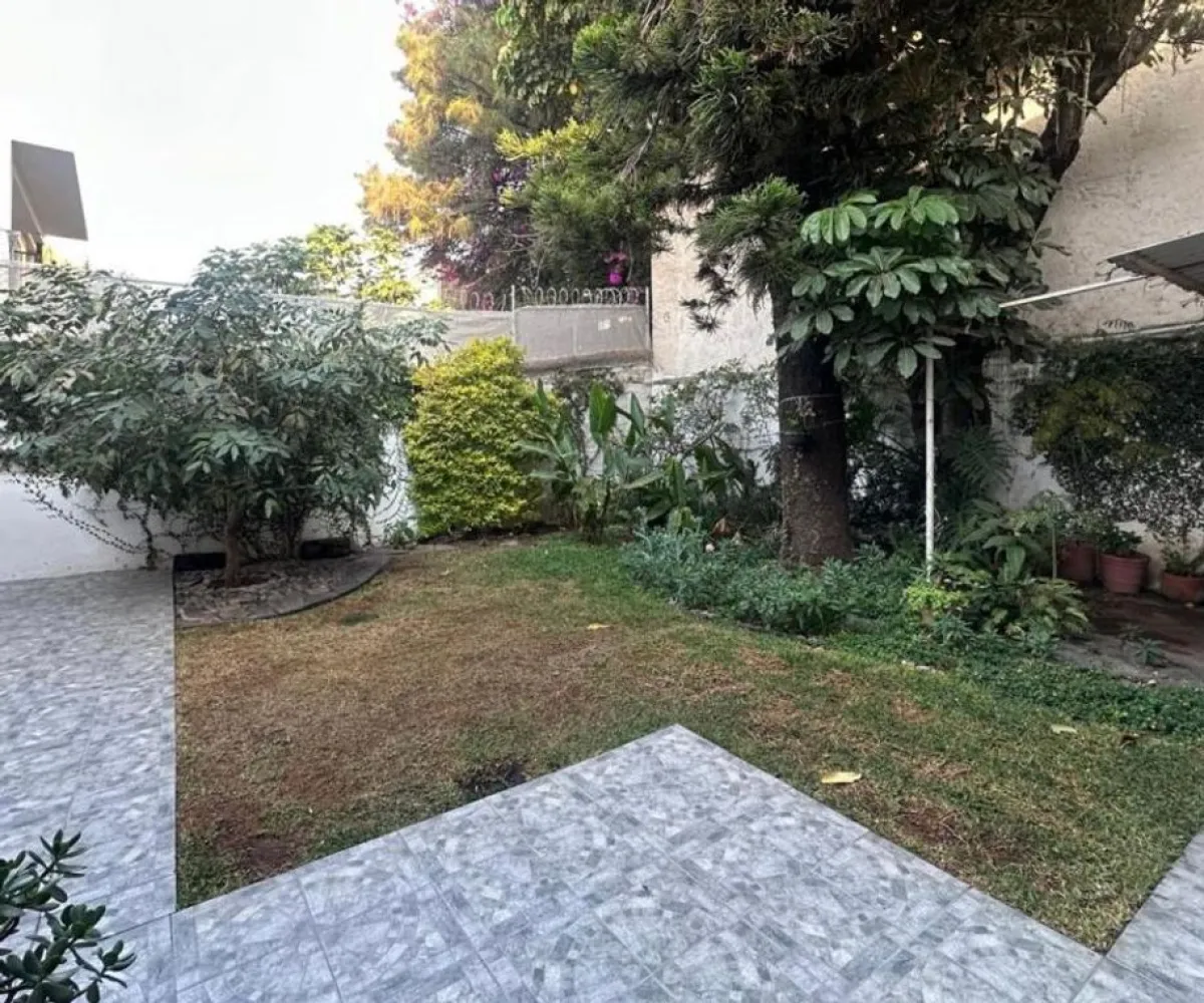 Casa En Venta,Eucalipto Vallarta,Calle Velázquez 122, Zapopan, Jalisco 45020, 4 Habitaciones,3 Baños,Calle Velázquez,1,pSinPw1