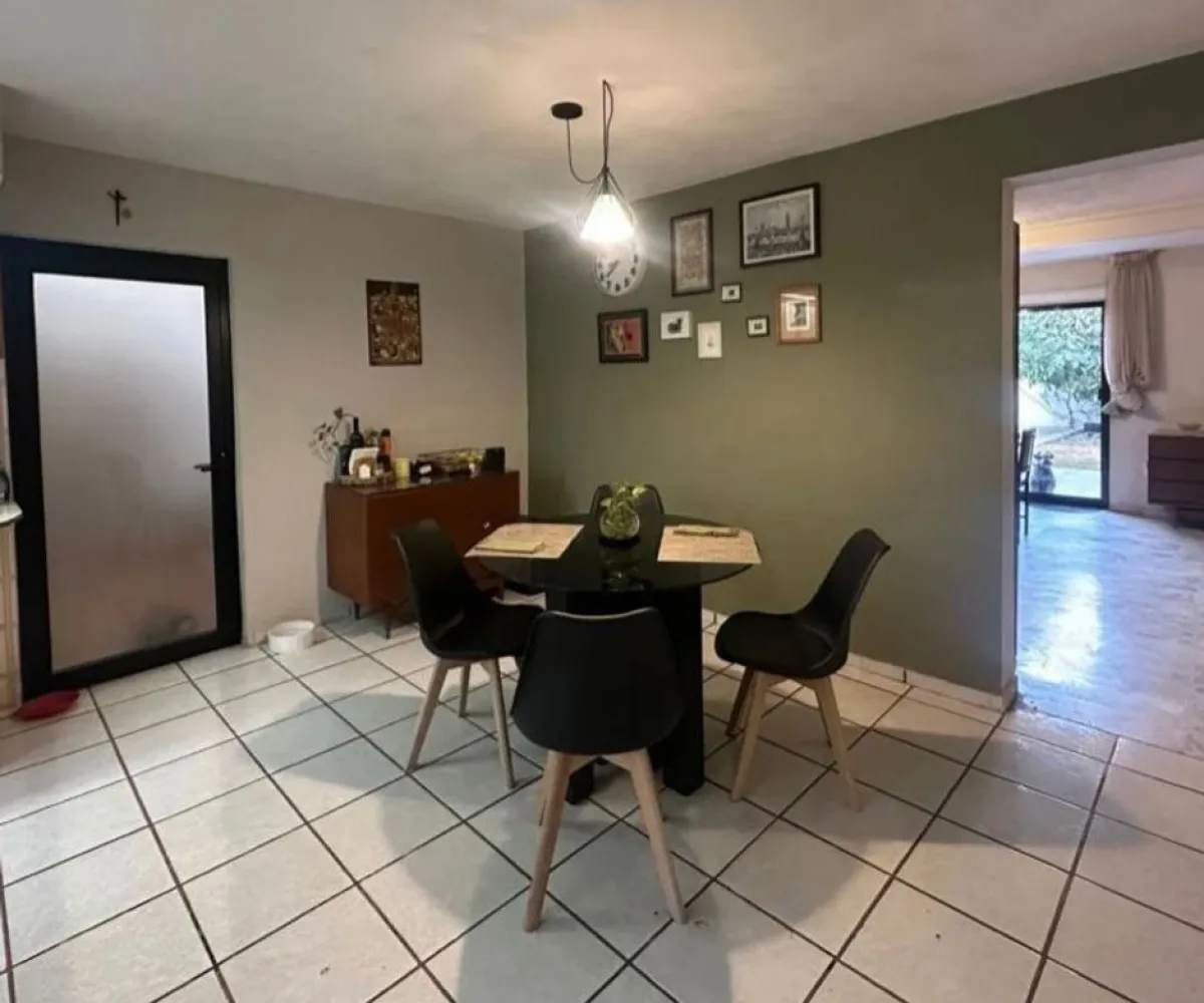 Casa En Venta,Eucalipto Vallarta,Calle Velázquez 122, Zapopan, Jalisco 45020, 4 Habitaciones,3 Baños,Calle Velázquez,1,pSinPw1