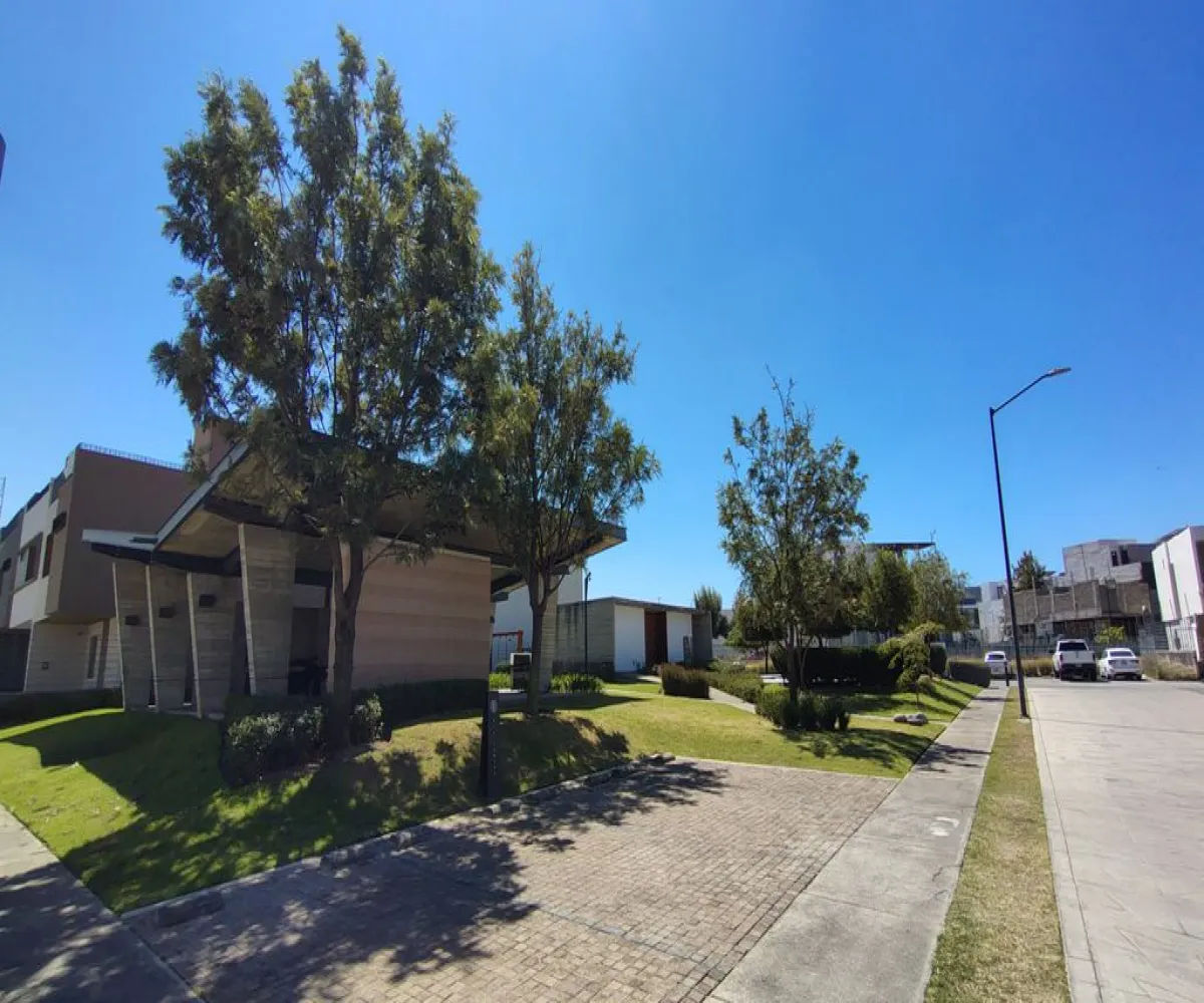 Terreno En Venta,Bosques Vallarta,PASEO DEL NORTE 3322 PARQUES VALLARTA S/N, Zapopan, Jalisco 45010,PASEO DEL NORTE 3322 PARQUES VALLARTA,p30vz5a