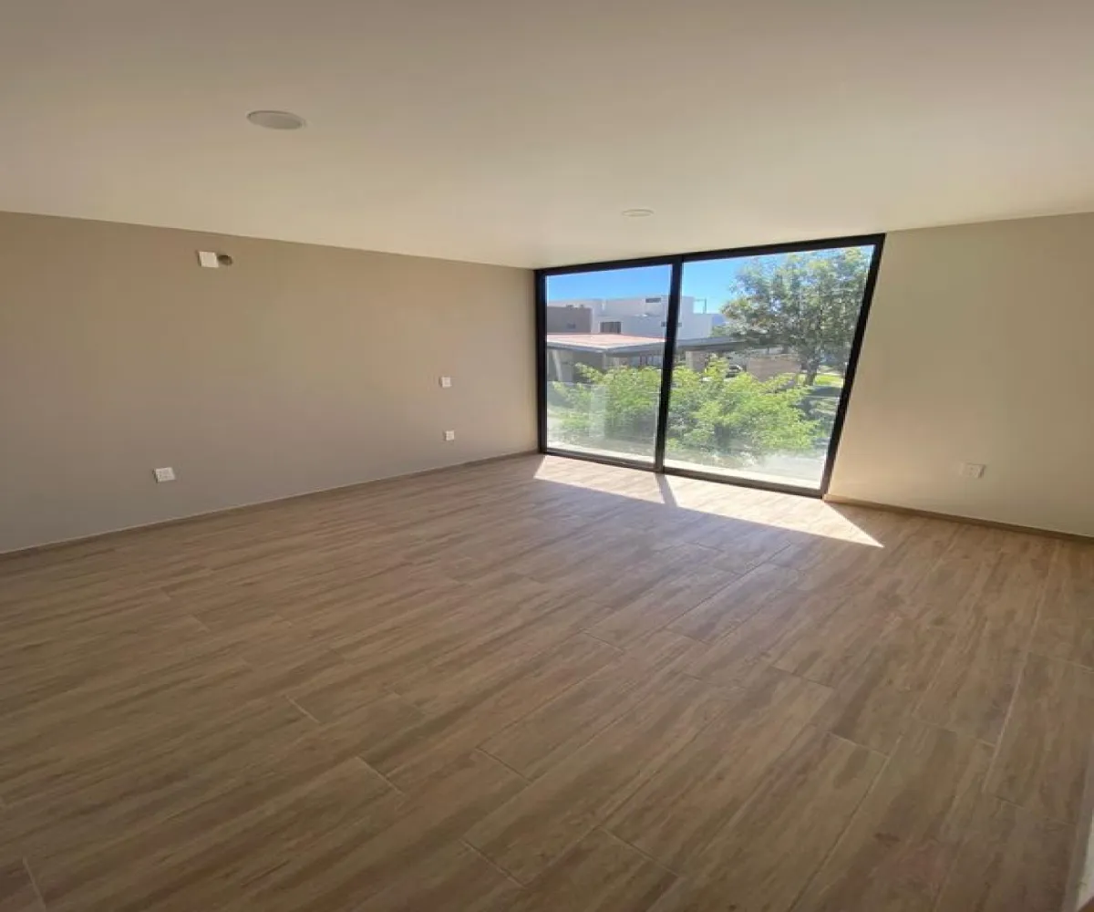 Casa En Venta,Parques Vallarta,Paseo del Norte 3322 87, Zapopan, Jalisco 45134, 4 Habitaciones,5 Baños,Paseo del Norte,1,pFdtoTe