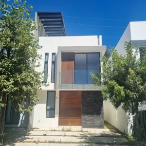 Casa En Venta,Parques Vallarta,Paseo del Norte 3322 87, Zapopan, Jalisco 45134, 4 Habitaciones,5 Baños,Paseo del Norte,1,pFdtoTe