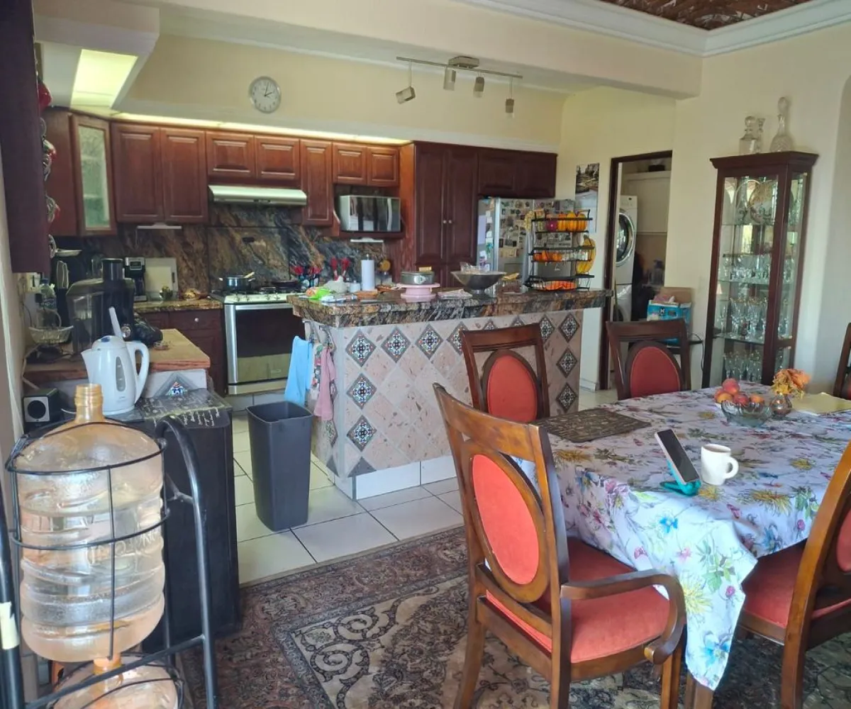 Casa En Venta,San Antonio Tlayacapan,Libramiento Chapala-Ajijic Vista Alegre 145 6, Chapala, Jalisco 45905, 3 Habitaciones,2 Baños,Libramiento Chapala-Ajijic Vista Alegre,1,p07PlqW