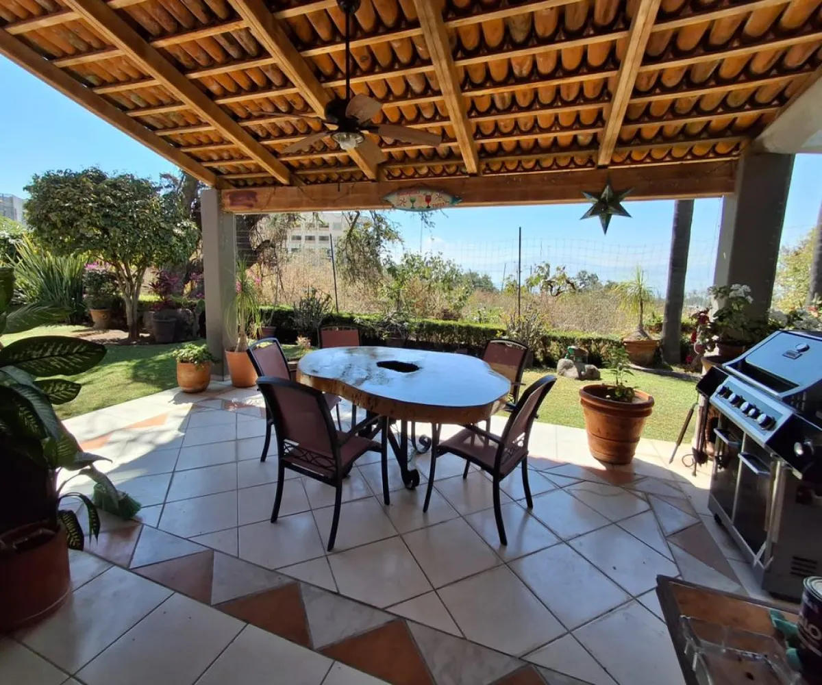 Casa En Venta,San Antonio Tlayacapan,Libramiento Chapala-Ajijic Vista Alegre 145 6, Chapala, Jalisco 45905, 3 Habitaciones,2 Baños,Libramiento Chapala-Ajijic Vista Alegre,1,p07PlqW