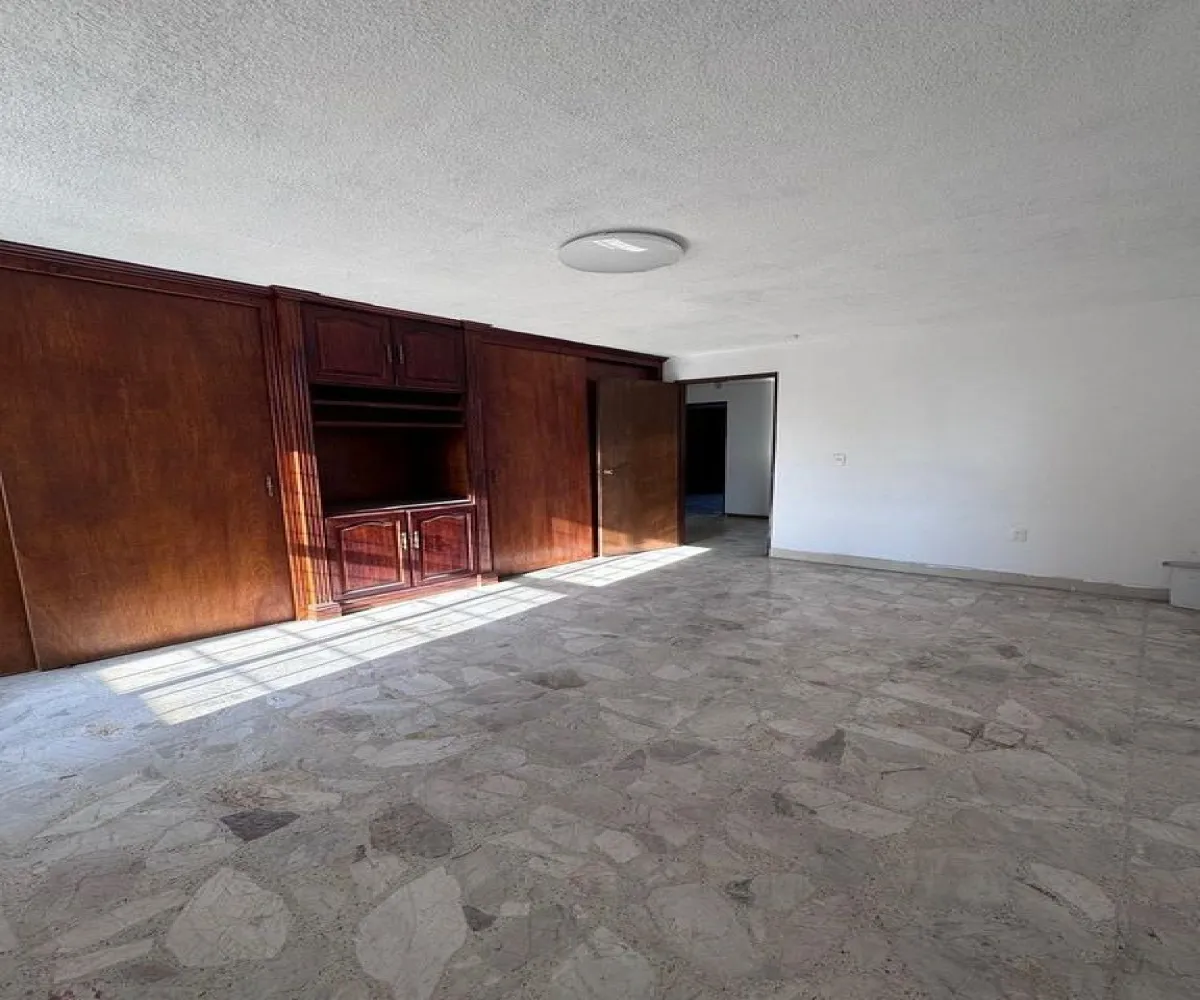 Casa En Venta,Arboledas,Avenida Nicolás Copérnico 4324, Zapopan, Jalisco 45070, 5 Habitaciones,3 Baños,Avenida Nicolás Copérnico,1,pxLUygS