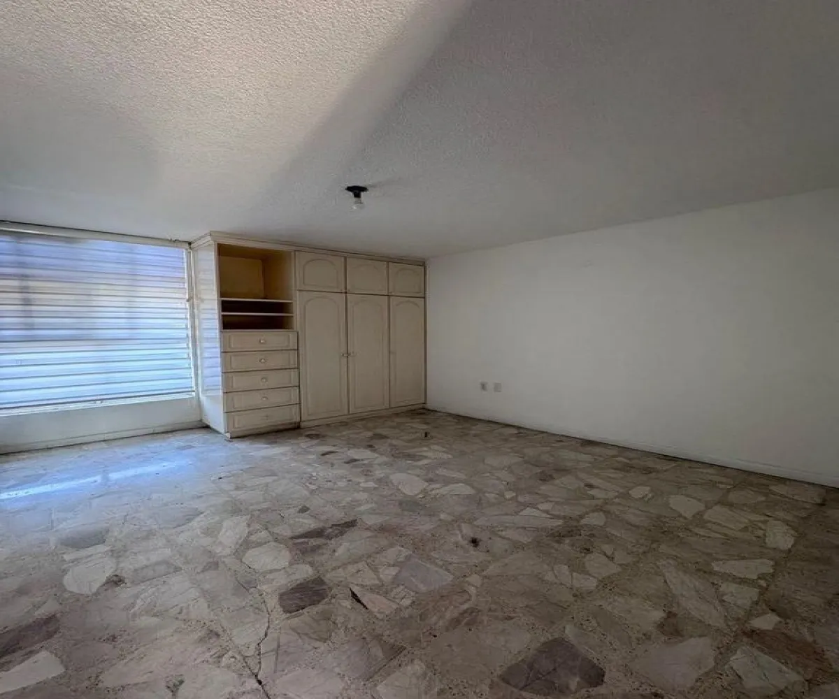 Casa En Venta,Arboledas,Avenida Nicolás Copérnico 4324, Zapopan, Jalisco 45070, 5 Habitaciones,3 Baños,Avenida Nicolás Copérnico,1,pxLUygS