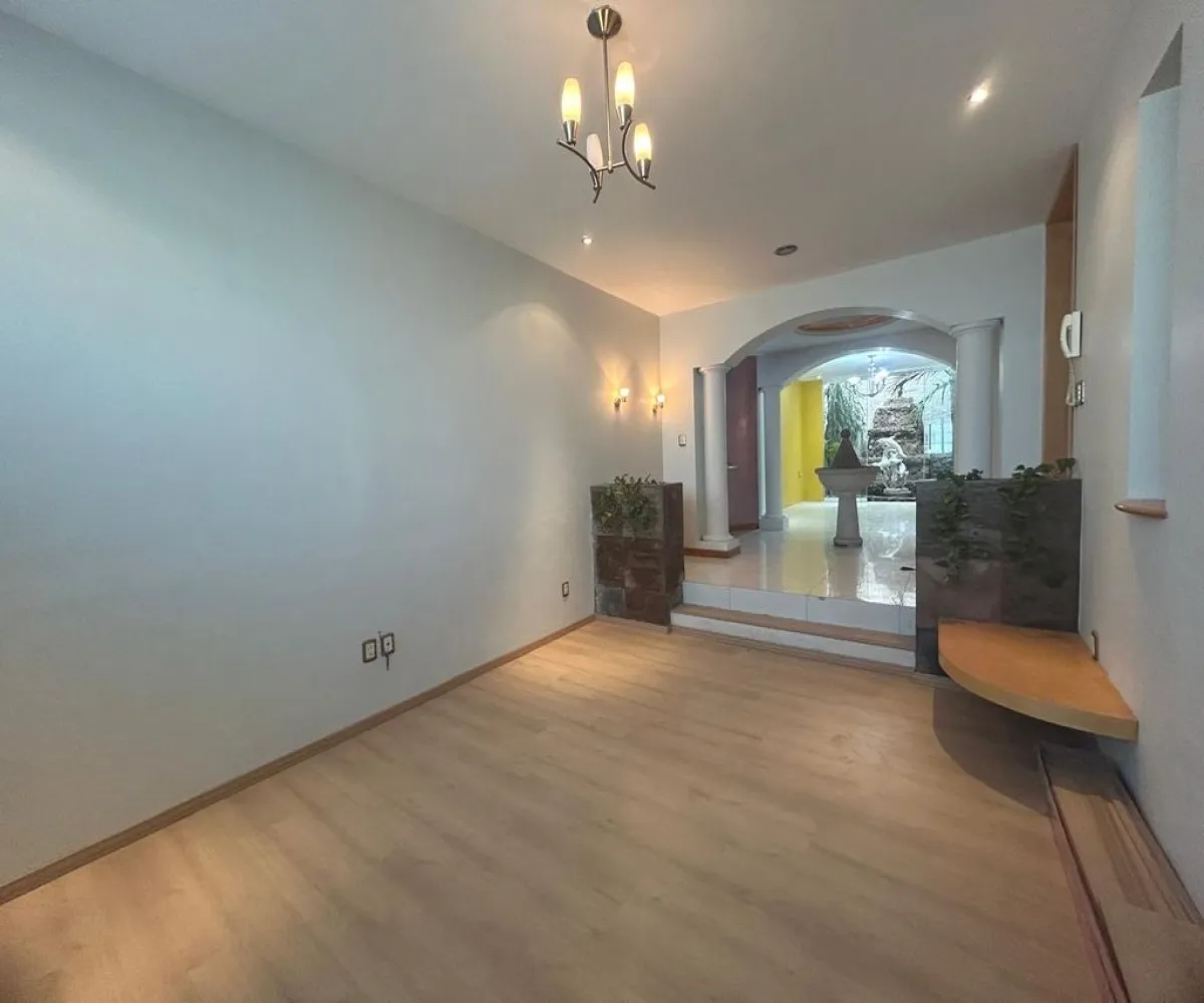 Casa En Renta,Mezquitan Country,Calle Ghilardi 1157, Guadalajara, Jalisco 44260, 5 Habitaciones,3 Baños,Calle Ghilardi,1,pYEIbPd