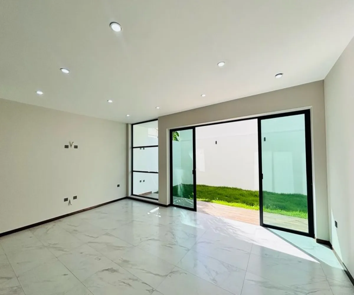 Casa En Venta,EL manantial ,Paseo del fresno 00 00, Tlajomulco de Zúñiga, Jalisco 45645, 4 Habitaciones,4 Baños,Paseo del fresno,1,pWDSaqi