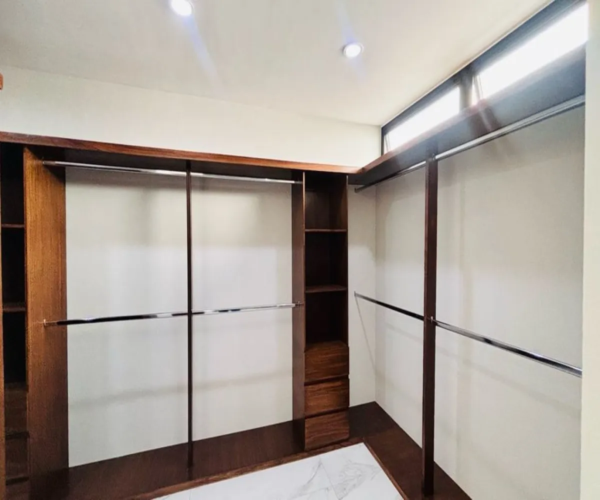 Casa En Venta,EL manantial ,Paseo del fresno 00 00, Tlajomulco de Zúñiga, Jalisco 45645, 4 Habitaciones,4 Baños,Paseo del fresno,1,pWDSaqi