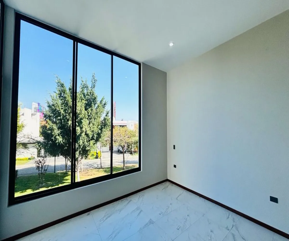 Casa En Venta,EL manantial ,Paseo del fresno 00 00, Tlajomulco de Zúñiga, Jalisco 45645, 4 Habitaciones,4 Baños,Paseo del fresno,1,pWDSaqi