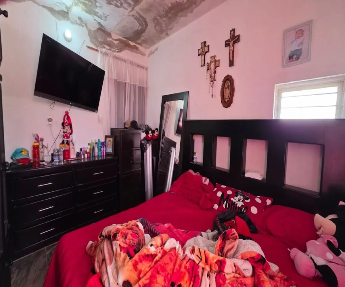 Casa En Venta,La Llave,Felipe Loza 15, San Pedro Tlaquepaque, Jalisco 45618, 6 Habitaciones,4 Baños,Felipe Loza,1,pgwaIJn