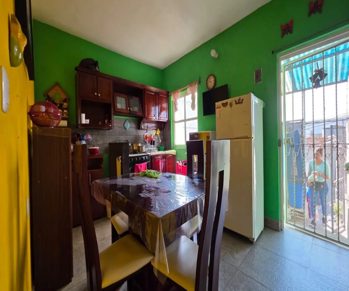 Casa En Venta,La Llave,Felipe Loza 15, San Pedro Tlaquepaque, Jalisco 45618, 6 Habitaciones,4 Baños,Felipe Loza,1,pgwaIJn