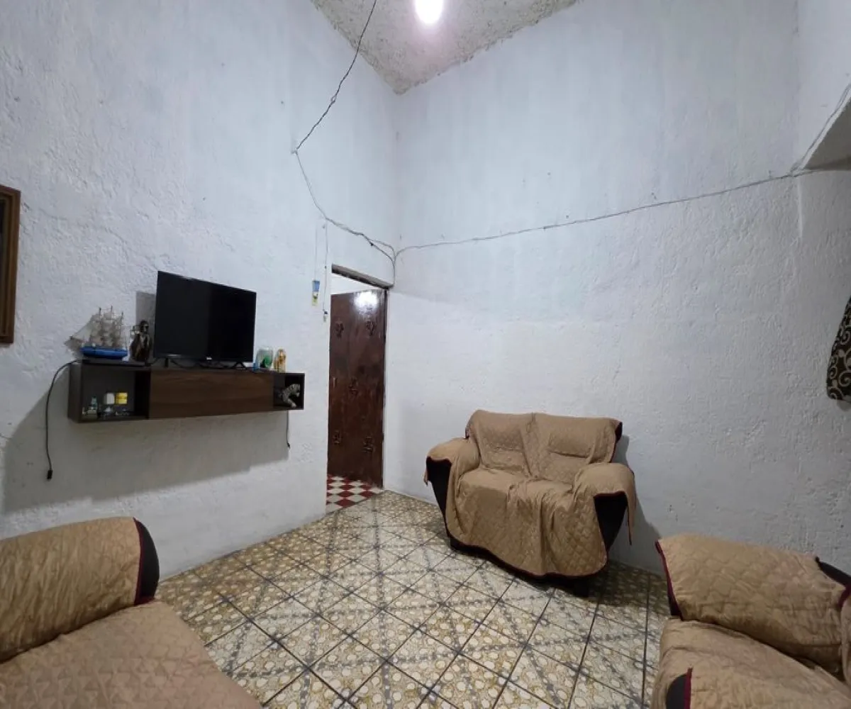 Casa En Venta,La Llave,Felipe Loza 15, San Pedro Tlaquepaque, Jalisco 45618, 6 Habitaciones,4 Baños,Felipe Loza,1,pgwaIJn