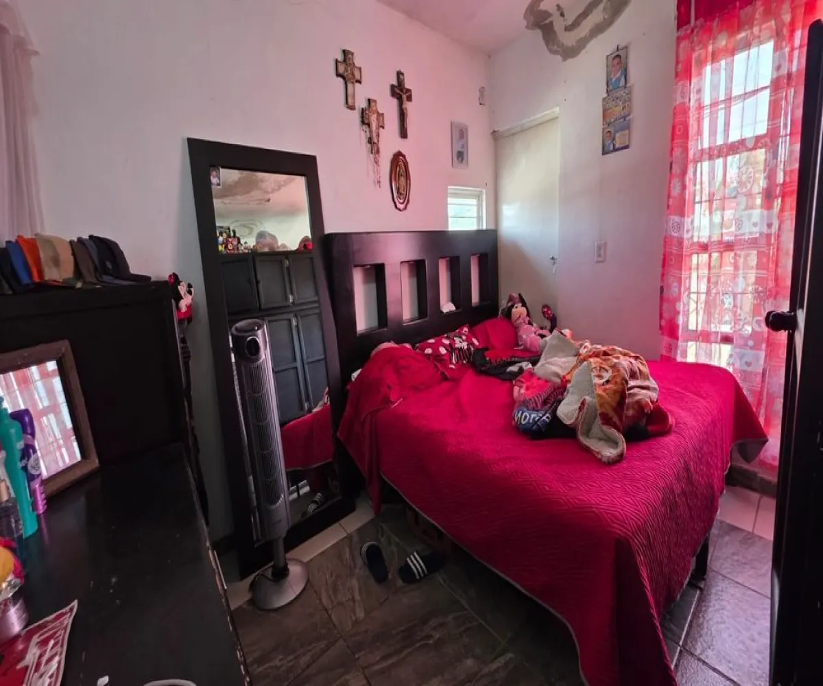 Casa En Venta,La Llave,Felipe Loza 15, San Pedro Tlaquepaque, Jalisco 45618, 6 Habitaciones,4 Baños,Felipe Loza,1,pgwaIJn