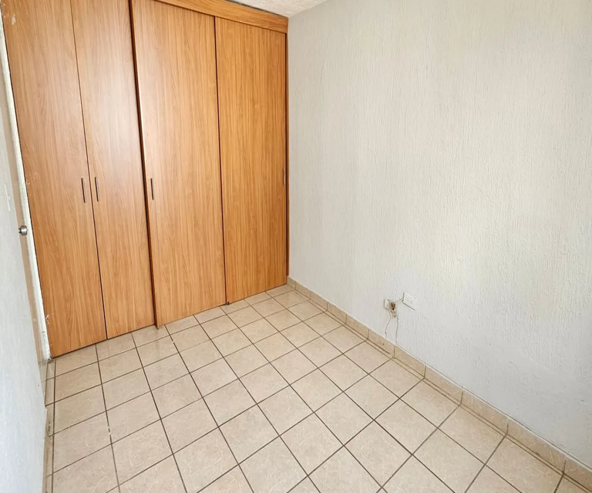 Casa En Venta,San Sebastianito,Avenida González Gallo 1886, San Pedro Tlaquepaque, Jalisco 45601, 2 Habitaciones,1 Baño,Avenida González Gallo,2,p798KKj