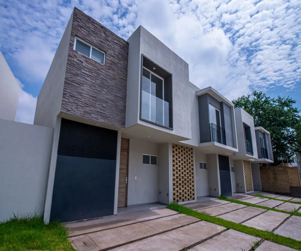 Casa En Venta,La tijera,Pontevedra 107, Tlajomulco de Zúñiga, Jalisco 45645, 3 Habitaciones,2 Baños,Pontevedra,1,pLamUuc