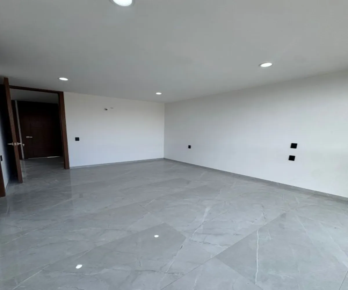 Casa En Venta,Senderos de Monte Verde,Sendero de los Huertos S/N, Tlajomulco de Zúñiga, Jalisco 45640, 4 Habitaciones,4 Baños,Sendero de los Huertos,3,pD1LvwD
