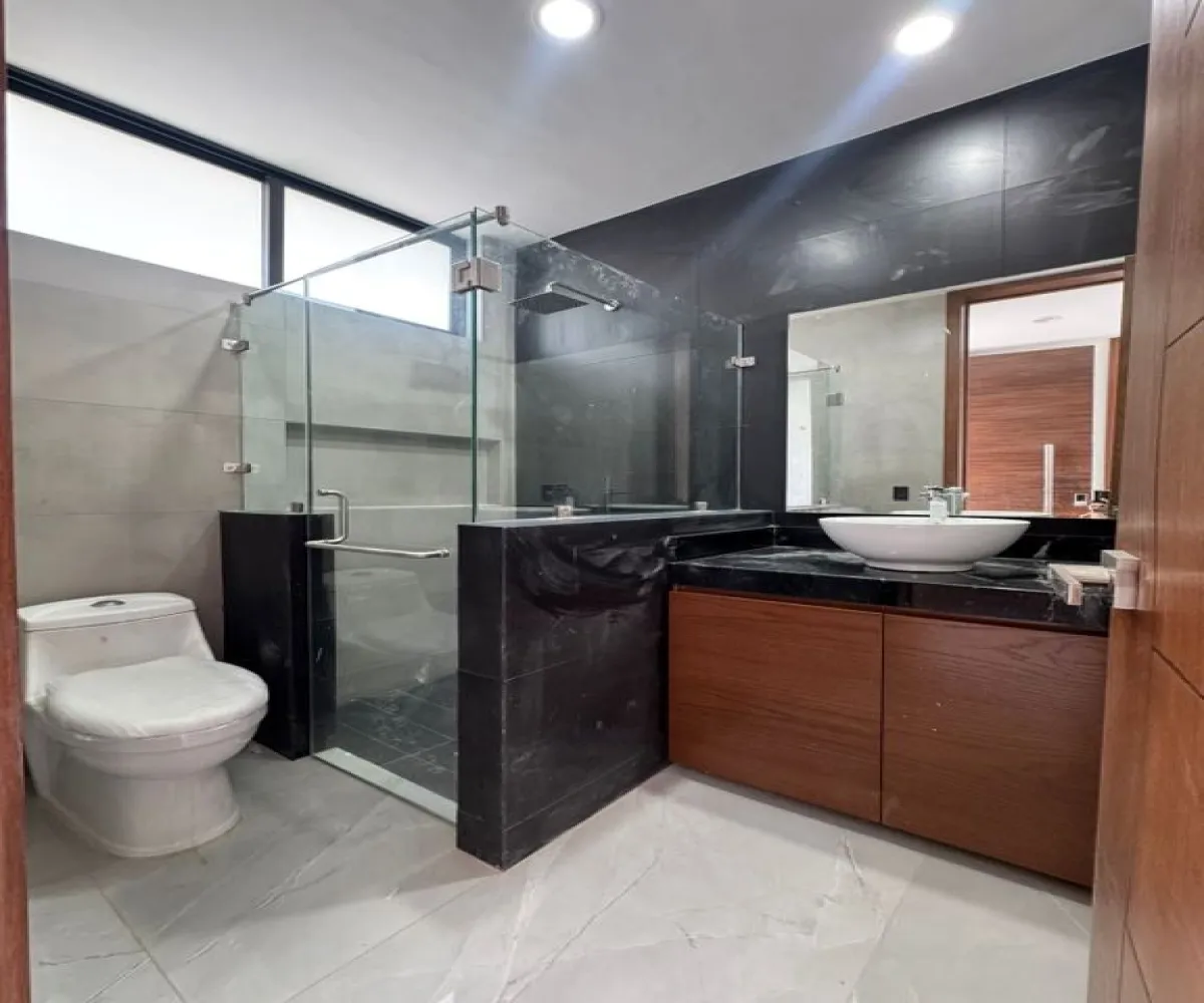 Casa En Venta,Senderos de Monte Verde,Sendero de los Huertos S/N, Tlajomulco de Zúñiga, Jalisco 45640, 4 Habitaciones,4 Baños,Sendero de los Huertos,3,pD1LvwD