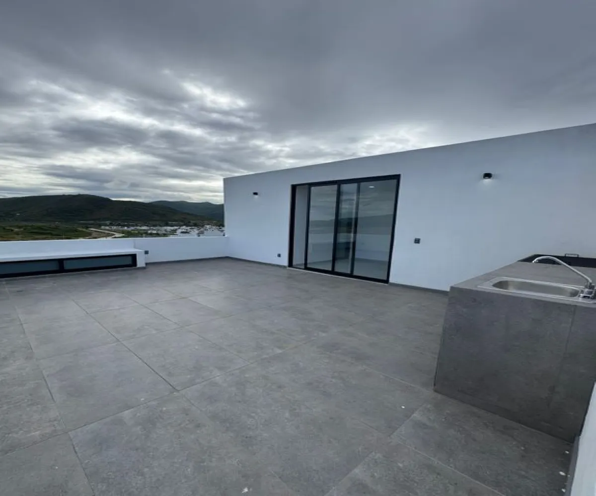 Casa En Venta,Senderos de Monte Verde,Sendero de los Huertos S/N, Tlajomulco de Zúñiga, Jalisco 45640, 4 Habitaciones,4 Baños,Sendero de los Huertos,3,pD1LvwD