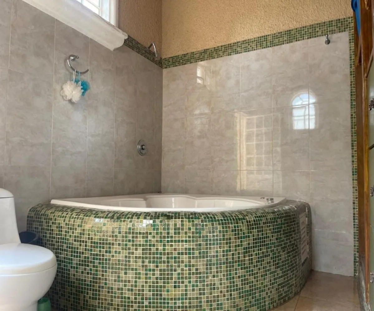 Casa En Venta,PARAISO LAS TORTUGAS ,ISLA MARTINICA 7, El Arenal, Jalisco 45350, 2 Habitaciones,3 Baños,ISLA MARTINICA ,1,pEo5IDZ