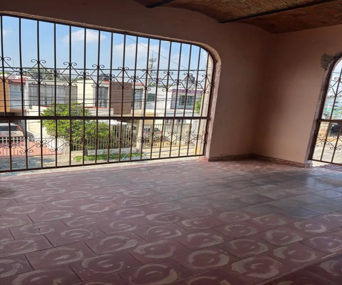 Casa En Venta,La Guadalupana,Calle Jacinto López 1114, Guadalajara, Jalisco 44220, 6 Habitaciones,3 Baños,Calle Jacinto López,2,prmAV8e