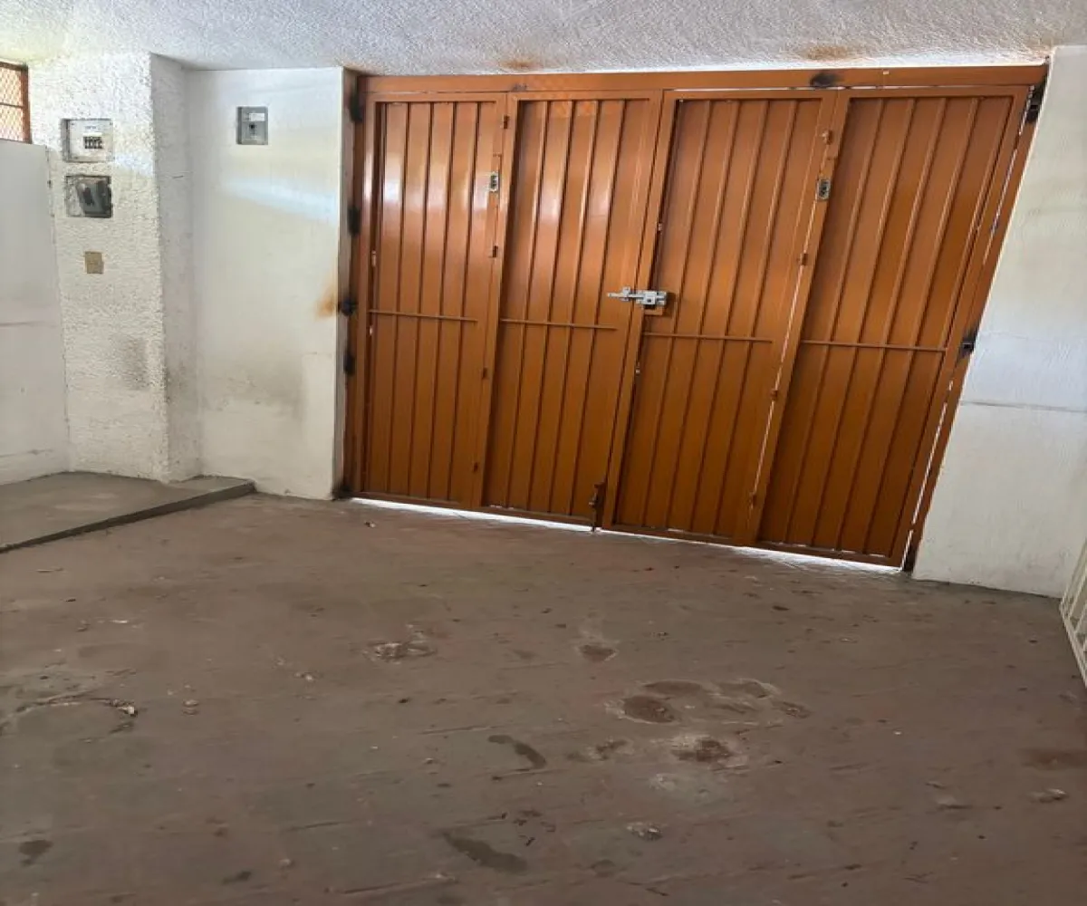 Casa En Venta,La Guadalupana,Calle Jacinto López 1114, Guadalajara, Jalisco 44220, 6 Habitaciones,3 Baños,Calle Jacinto López,2,prmAV8e