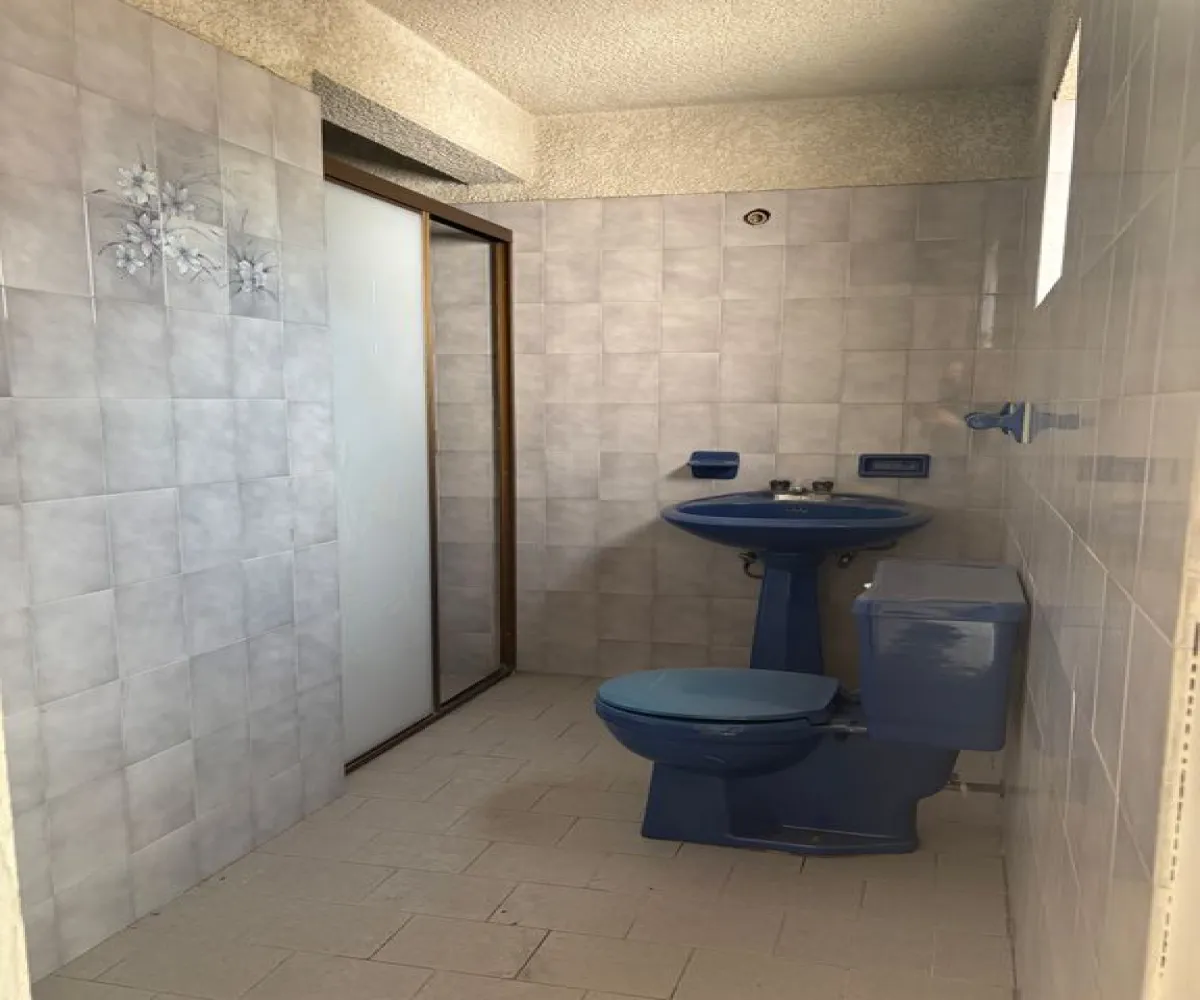 Casa En Venta,La Guadalupana,Calle Jacinto López 1114, Guadalajara, Jalisco 44220, 6 Habitaciones,3 Baños,Calle Jacinto López,2,prmAV8e