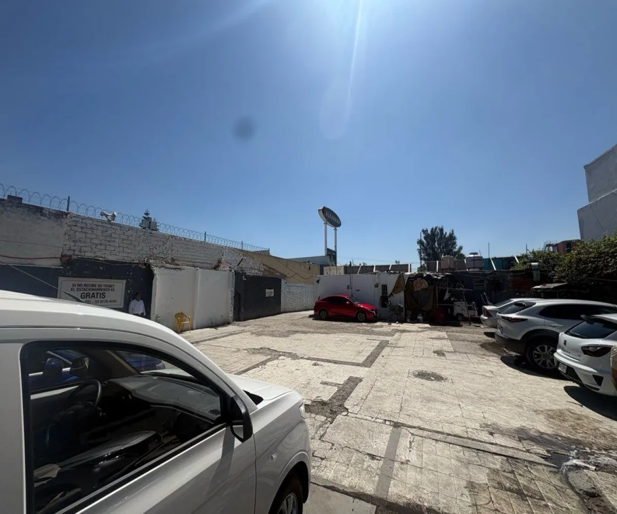 Terreno En Venta,Chapalita oriente ,Avenida Guadalupe 00, Guadalajara, Jalisco 44500,Avenida Guadalupe,plxVtbK