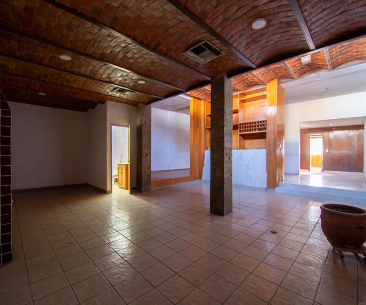Casa En Venta,Providencia Sección,Otranto 3068, Guadalajara, Jalisco 44639, 1 Cuarto,1 Baño,Otranto,1,pyBiBOx