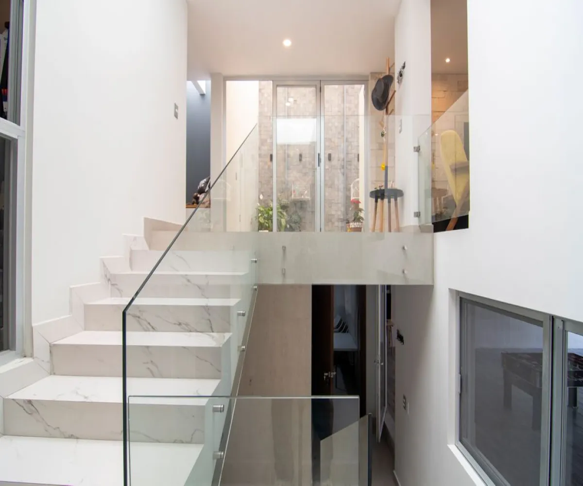 Casa En Venta,Jardines del Sol,Calle Cuitláhuac 4521, Zapopan, Jalisco 45050, 3 Habitaciones,4 Baños,Calle Cuitláhuac,1,pB8v3lx