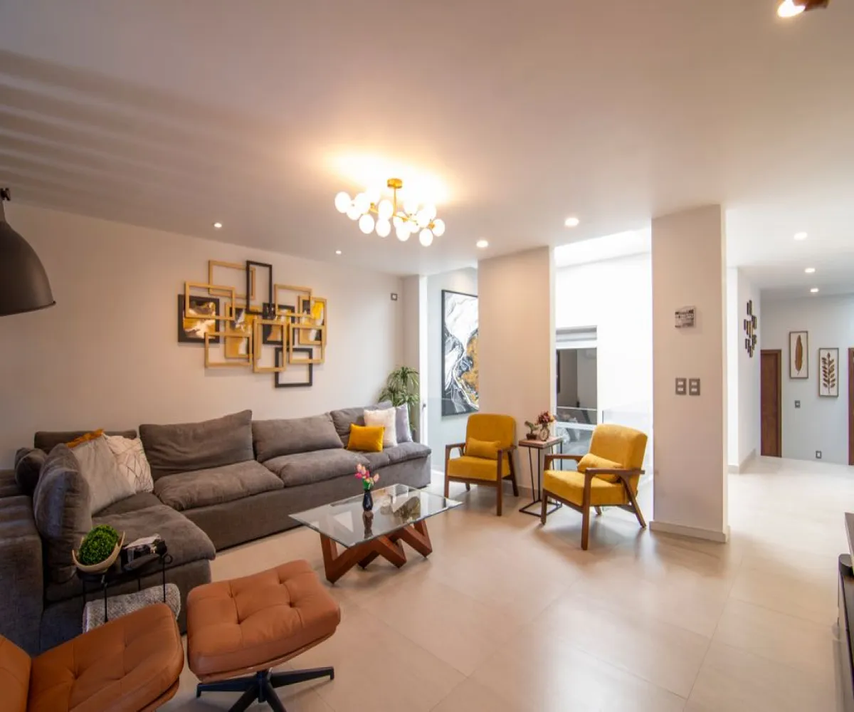 Casa En Venta,Jardines del Sol,Calle Cuitláhuac 4521, Zapopan, Jalisco 45050, 3 Habitaciones,4 Baños,Calle Cuitláhuac,1,pB8v3lx