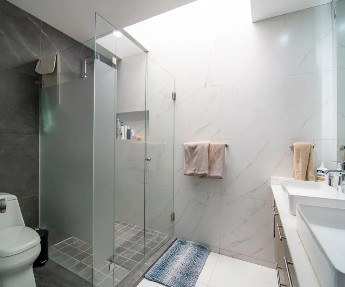 Casa En Venta,Jardines del Sol,Calle Cuitláhuac 4521, Zapopan, Jalisco 45050, 3 Habitaciones,4 Baños,Calle Cuitláhuac,1,pB8v3lx