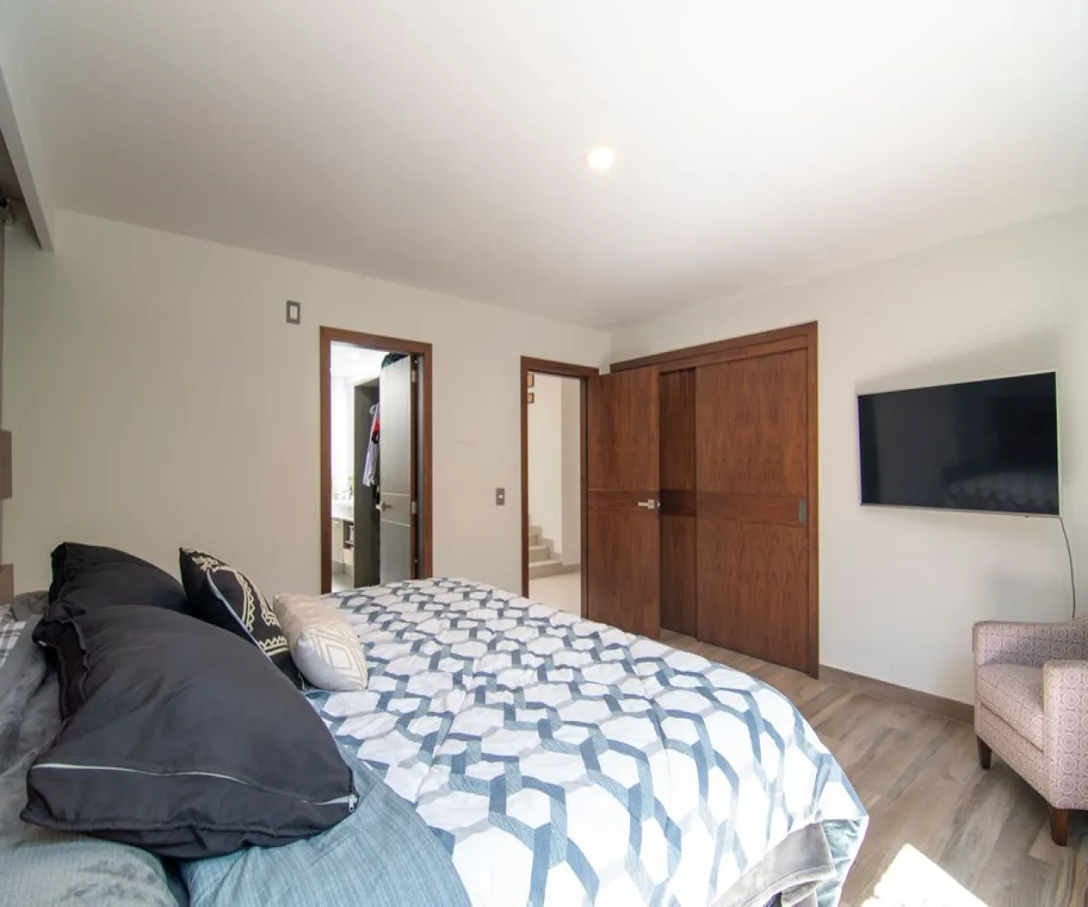 Casa En Venta,Jardines del Sol,Calle Cuitláhuac 4521, Zapopan, Jalisco 45050, 3 Habitaciones,4 Baños,Calle Cuitláhuac,1,pB8v3lx