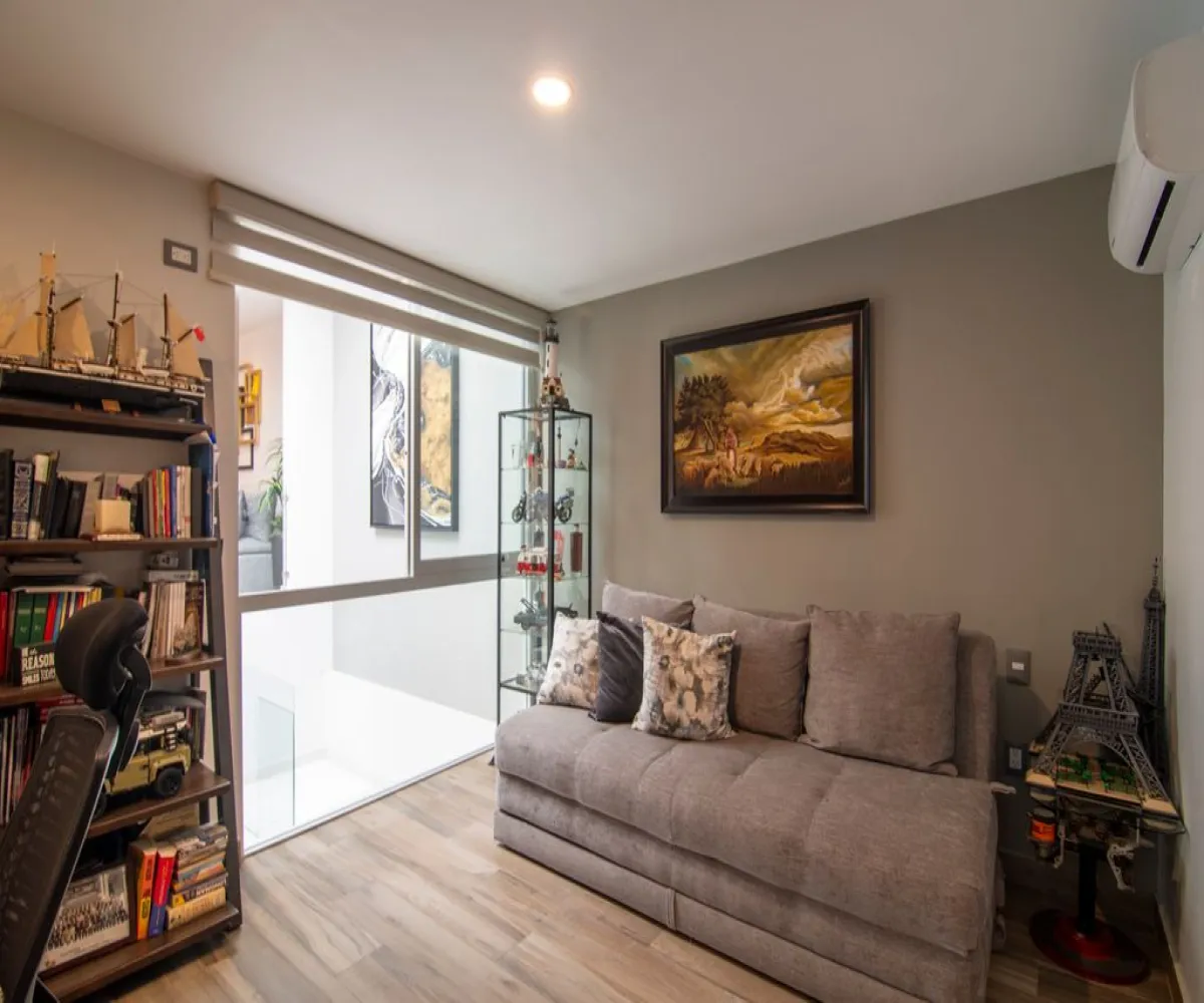 Casa En Venta,Jardines del Sol,Calle Cuitláhuac 4521, Zapopan, Jalisco 45050, 3 Habitaciones,4 Baños,Calle Cuitláhuac,1,pB8v3lx