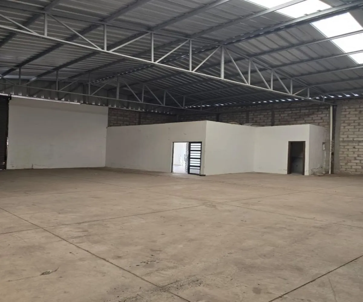 Bodega En Renta,Cuatro Caminos,Mario Navarro Franco 1601, Tepatitlán de Morelos, Jalisco 47656,2 Baños,Mario Navarro Franco,1,pgBWmMM